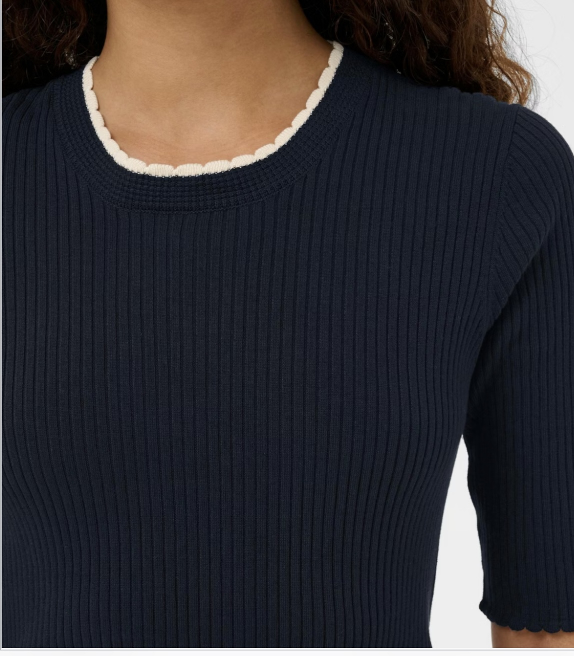 Lysandra Pullover, salute