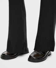 Load image into Gallery viewer, Yaspimi Knit Pant, black