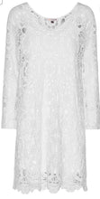 Load image into Gallery viewer, Annemone Dress, white