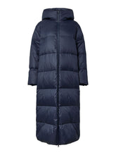 Load image into Gallery viewer, Yaspoppel Down Blend Coat, navy blazer