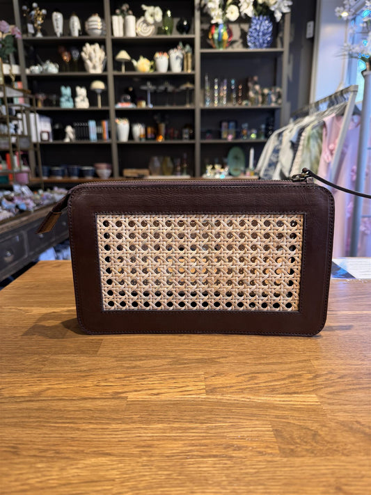 Liten Clutch m/glidelås, mørk brun
