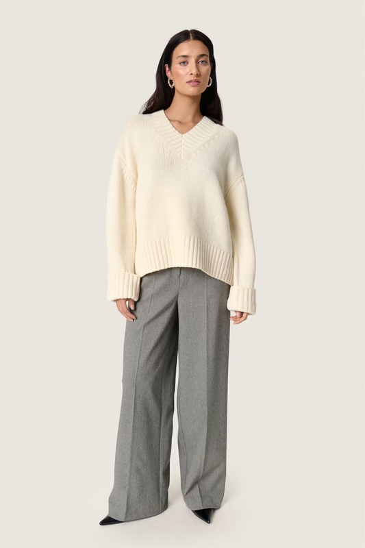 Moline V-Neck Pullover, whisper white