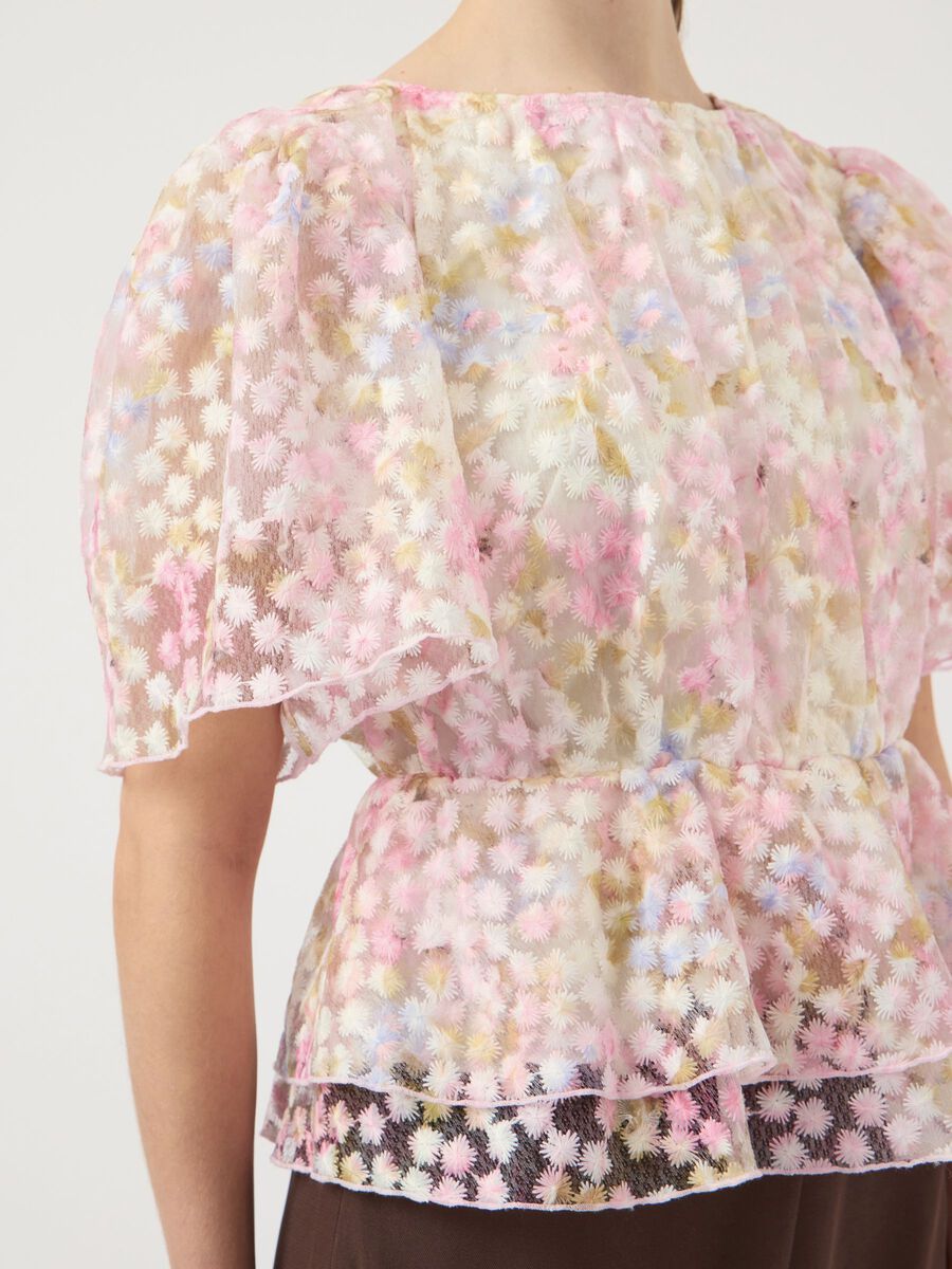 Yasleanna Top, Show, pristine