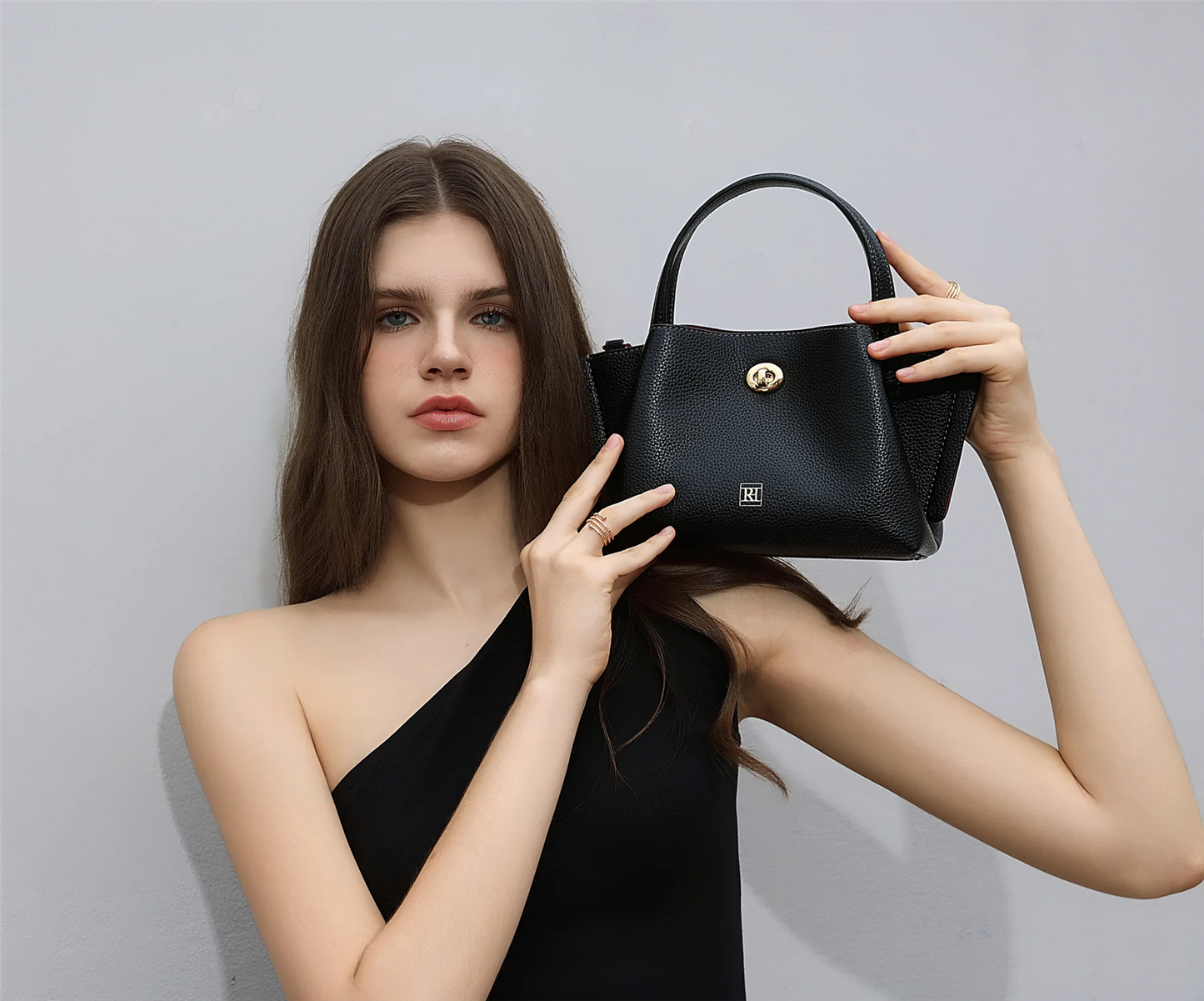 Mini Molly Tote, black