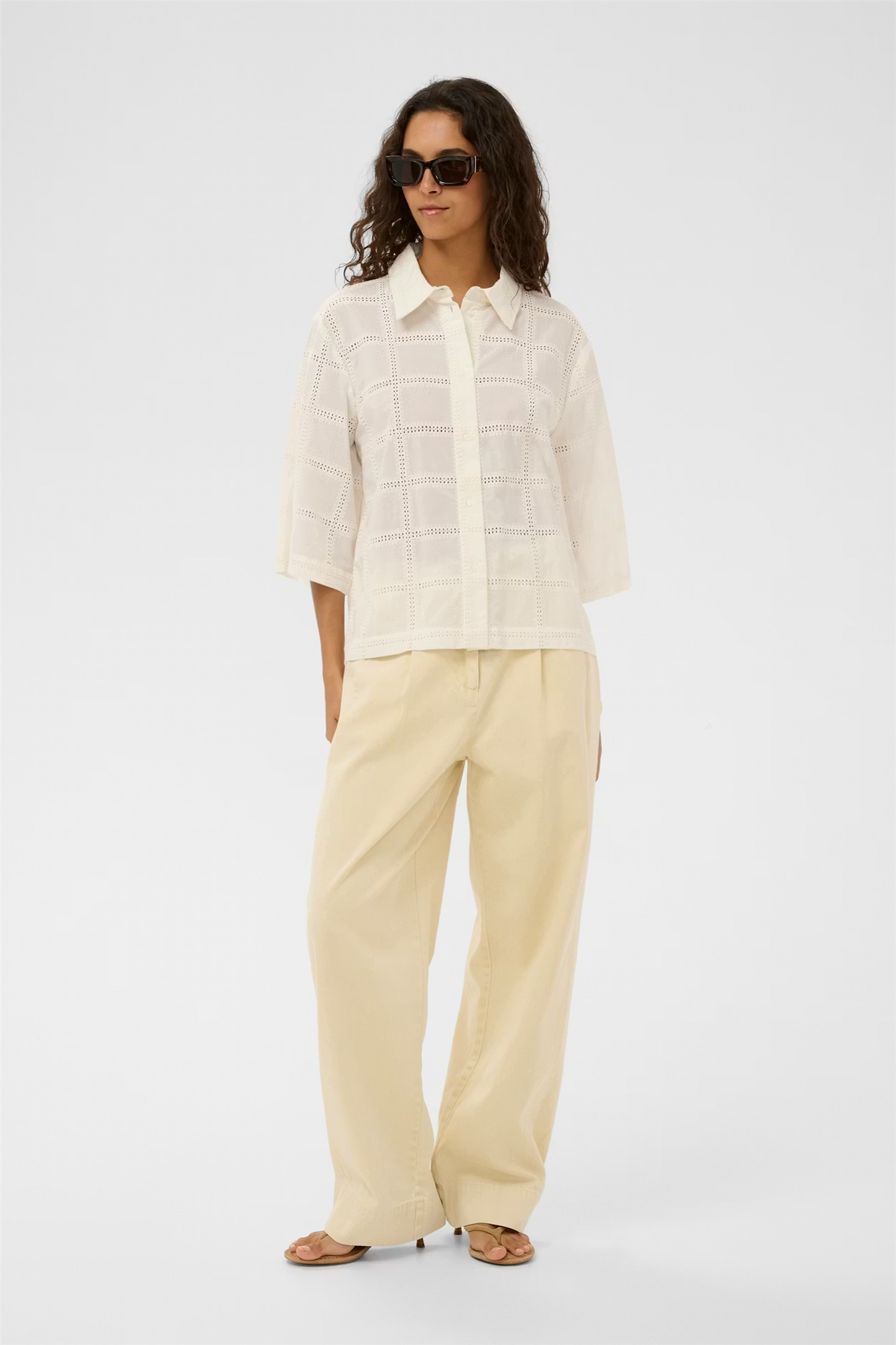 Carmelita Shirt, broken white