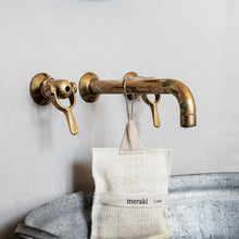 Load image into Gallery viewer, Bath Mitt, herbs