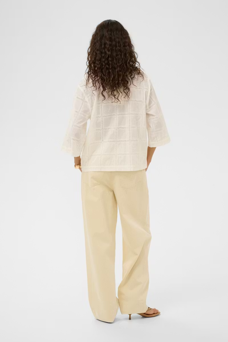Carmelita Shirt, broken white