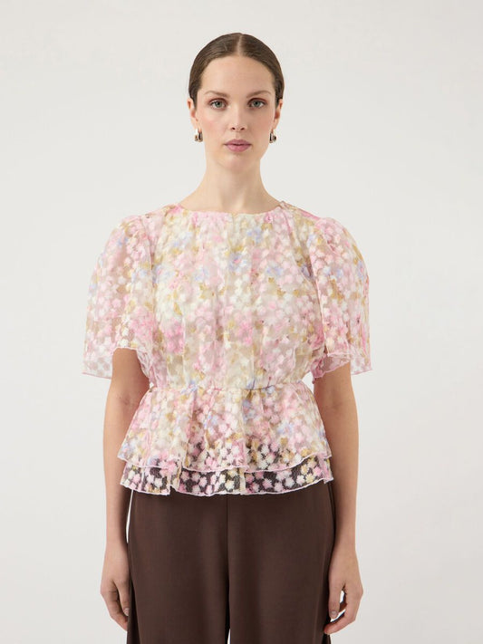 Yasleanna Top, Show, pristine
