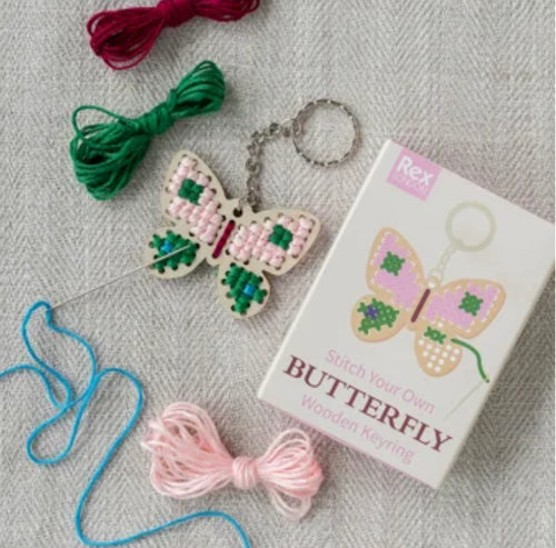 Stitch your own wooden keyring - Butterfly