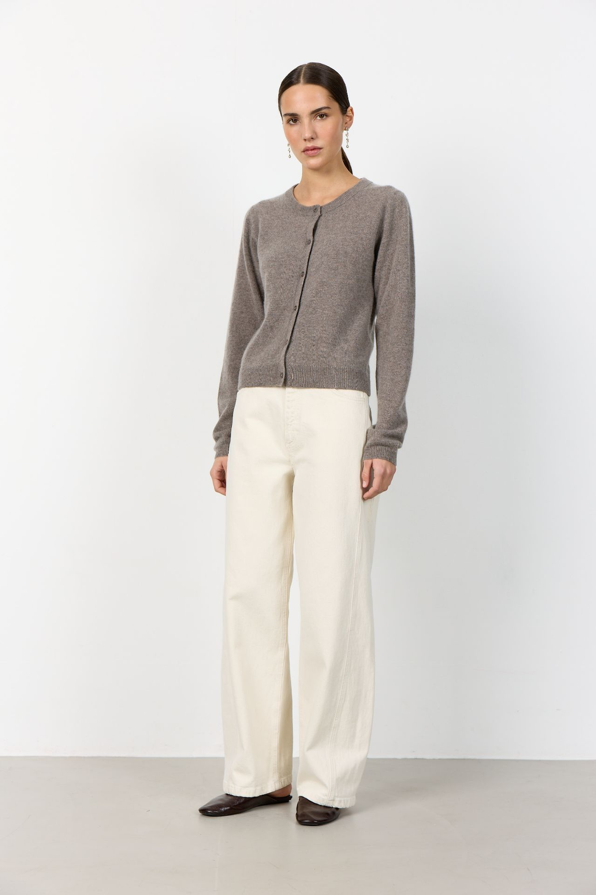 Eloise 15 Cardigan, falcon brown