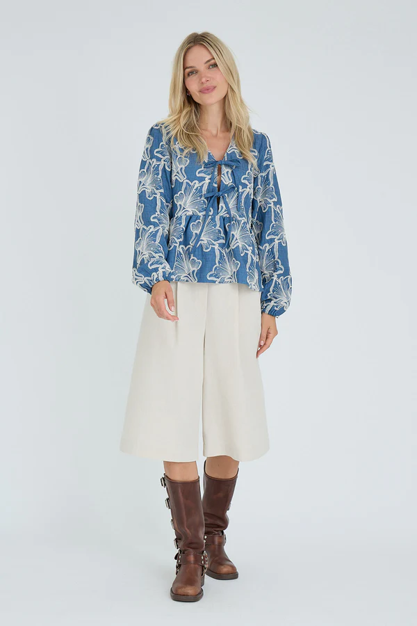 Adina Blouse, denim blue/flowers
