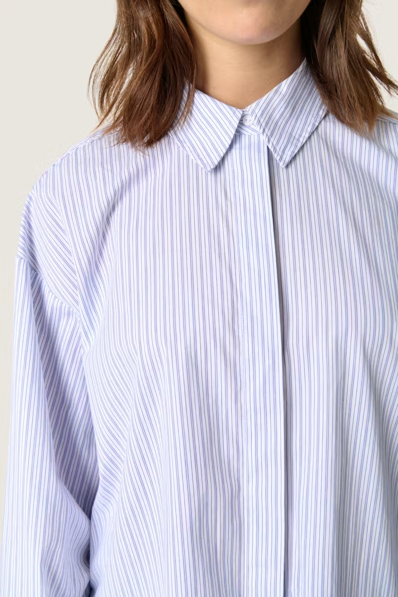 Oriana Shirt, white and blue stripes