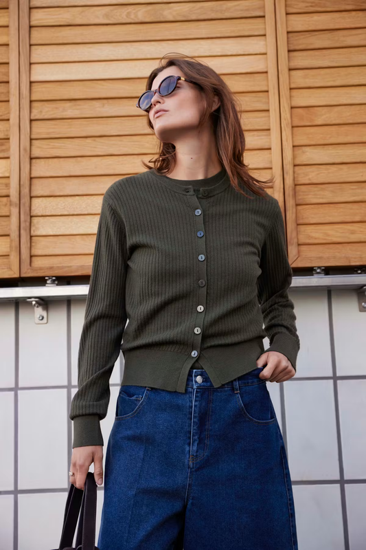 Spina Cardigan, grape leaf