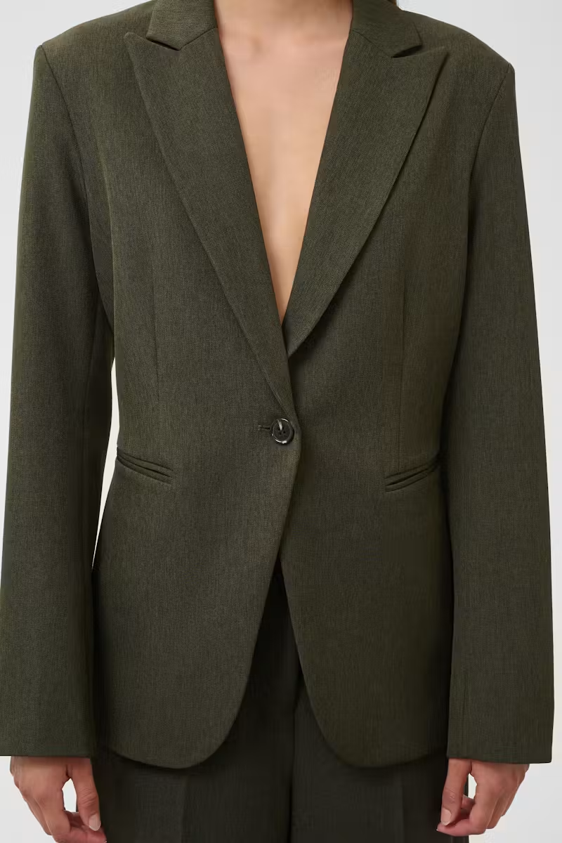 Lilu Corinne Short Blazer, rosin melange