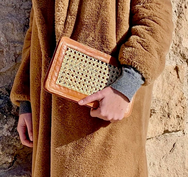 Liten Clutch m/glidelås, cognac