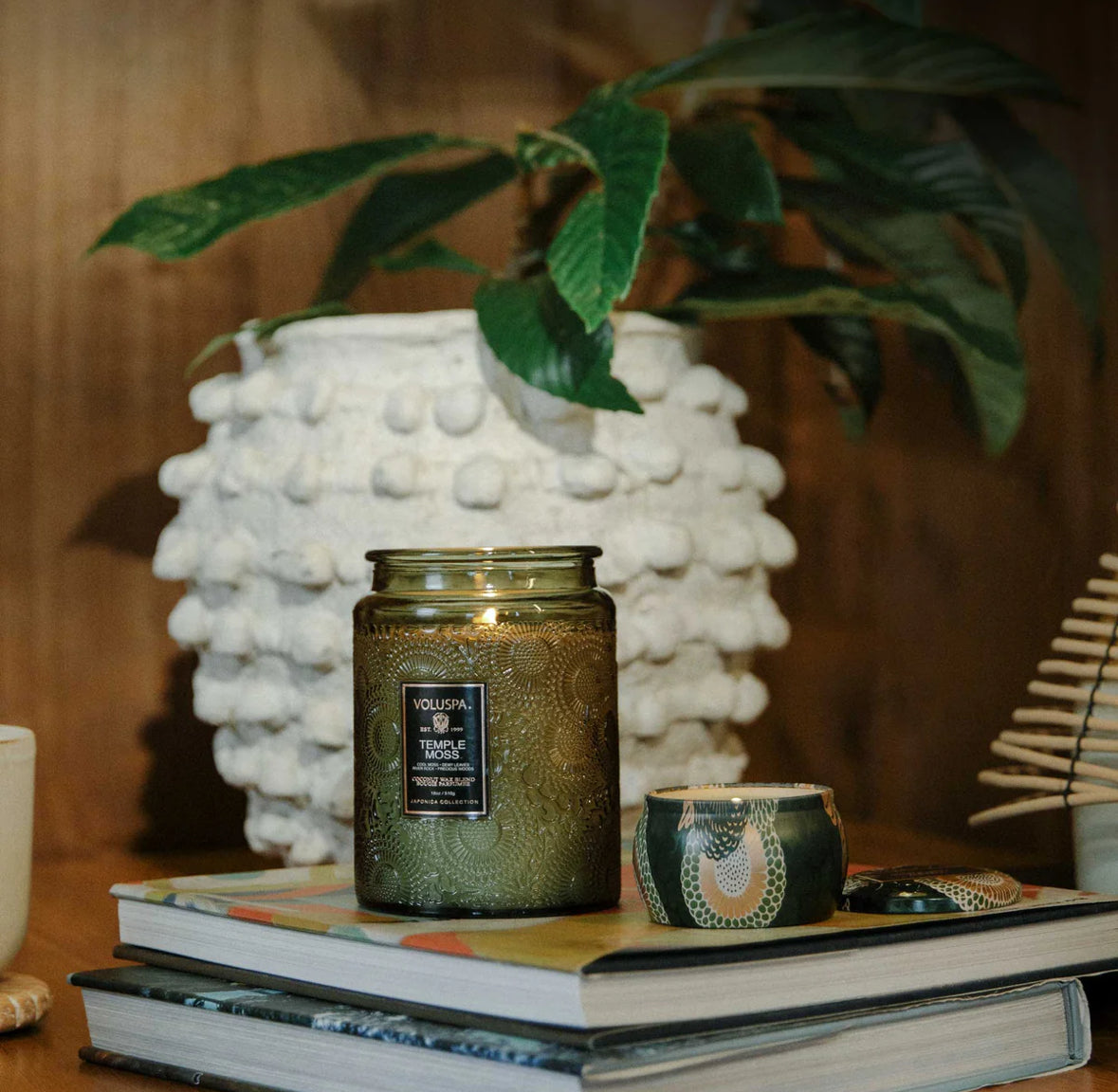 Mini Tin Candle 25h, temple moss