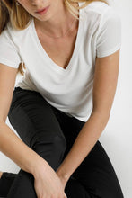 Load image into Gallery viewer, Columbine V-neck, broken white