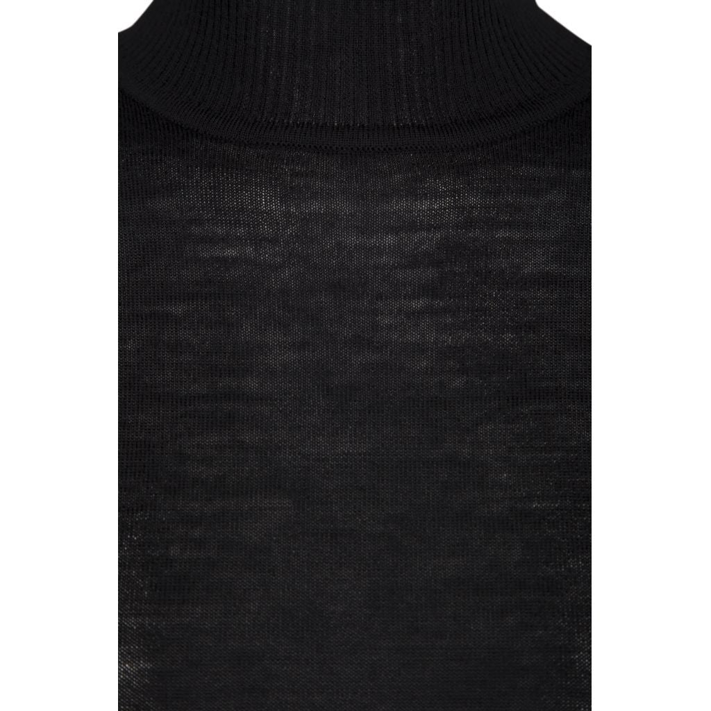 Rose Knit Roll Neck, black