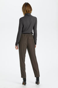 Hanadi Rollneck, black