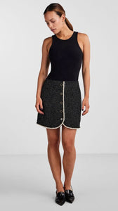 Yasclema Short Skirt, black