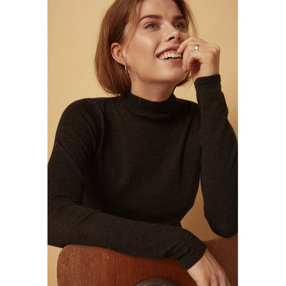Rose Knit Roll Neck, black