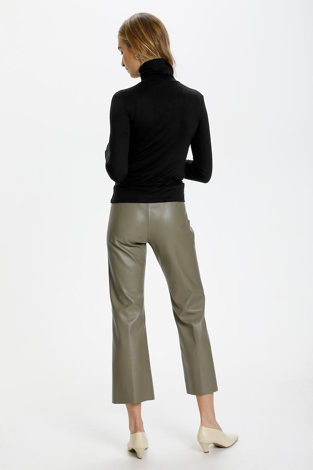 Hanadi Rollneck, black