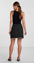 Load image into Gallery viewer, Yasclema Short Skirt, black